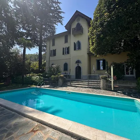 Dimora Vista Con Piscina Apartmán Lesa