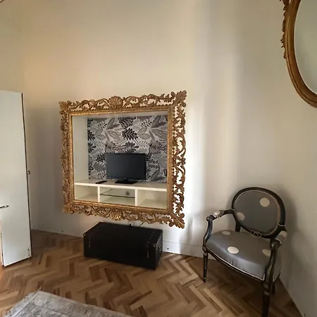 Dimora Vista Con Piscina Apartmán Lesa