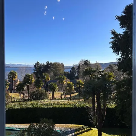 Dimora Vista Con Piscina Apartmán Lesa